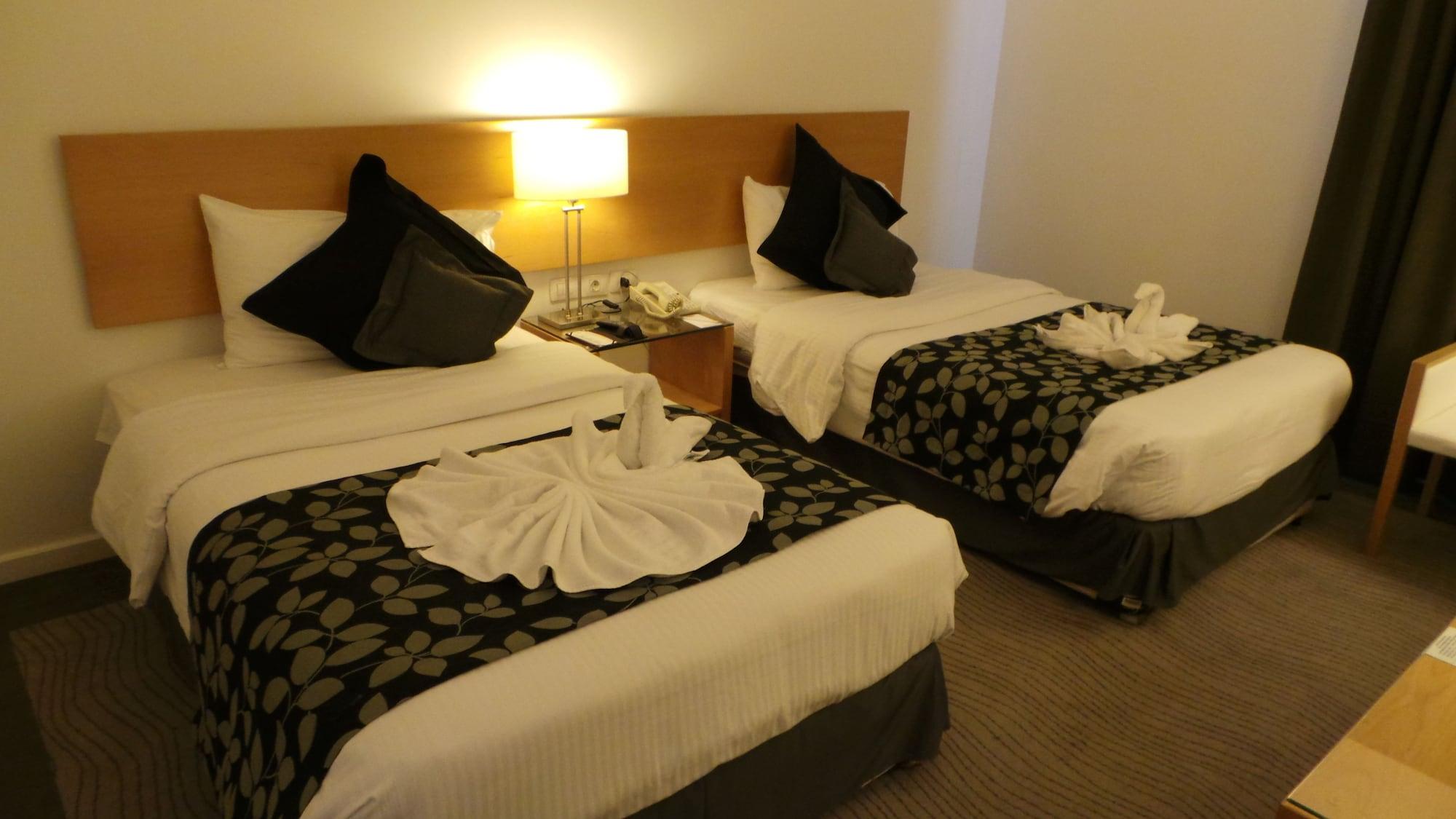 Amman Airport Hotel Al Qastal Exterior photo