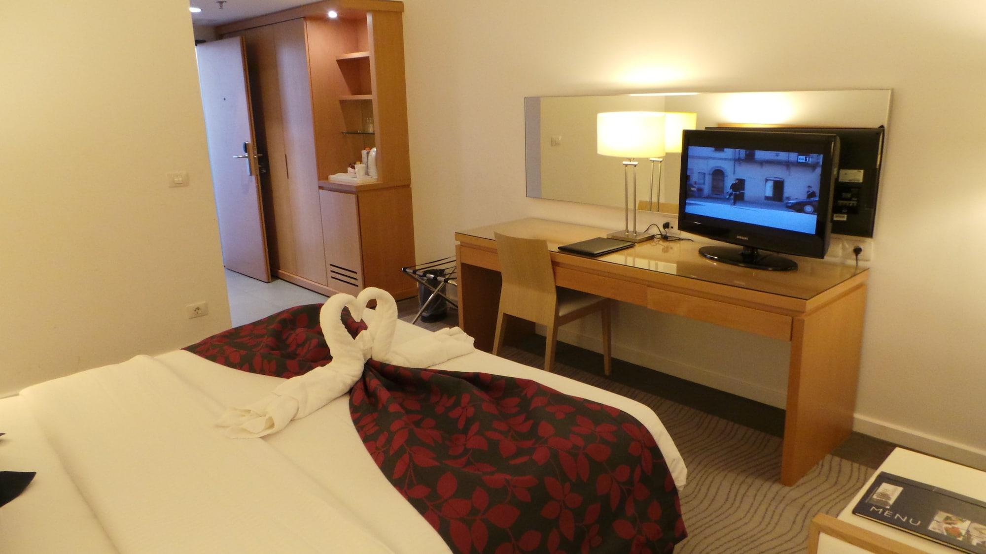 Amman Airport Hotel Al Qastal Exterior photo