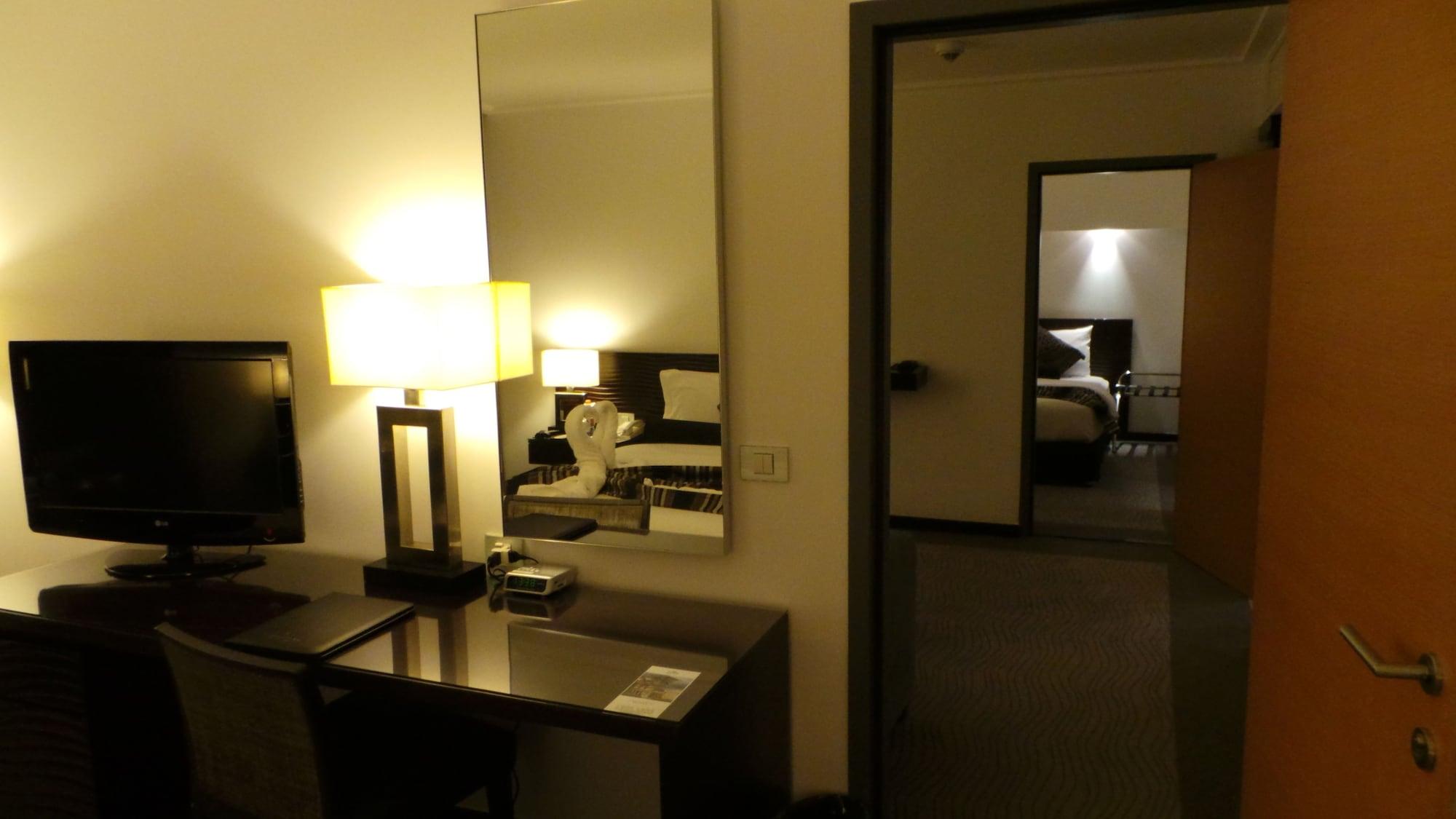 Amman Airport Hotel Al Qastal Exterior photo