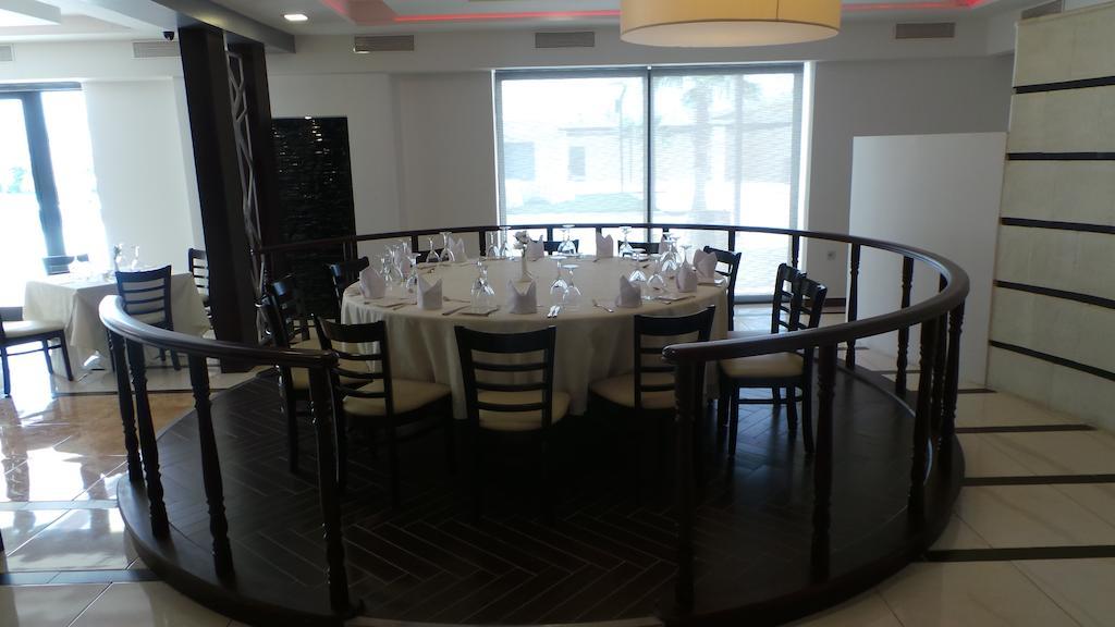 Amman Airport Hotel Al Qastal Exterior photo
