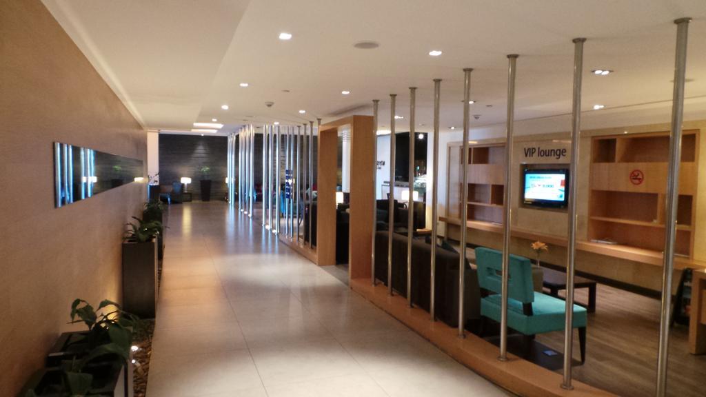 Amman Airport Hotel Al Qastal Exterior photo
