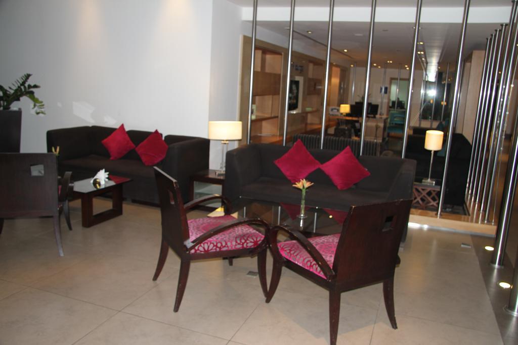 Amman Airport Hotel Al Qastal Exterior photo